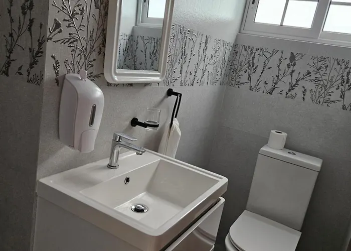 Affittacamere E&e Self Catering Beau Vallon (Mahe)