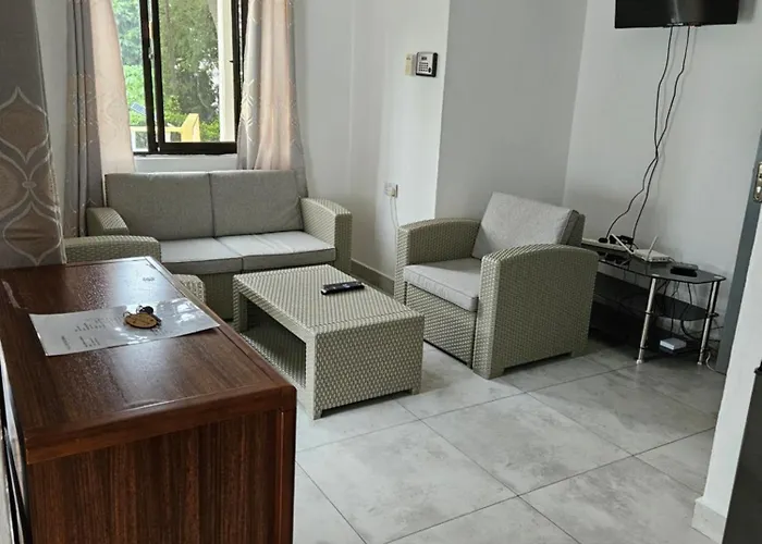 E&e Self Catering 4*