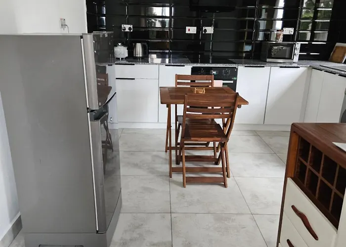E&e Self Catering Affittacamere Beau Vallon (Mahe)